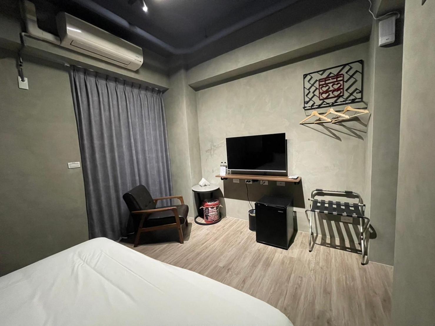Long Lang Homestay Tainan Zewnętrze zdjęcie